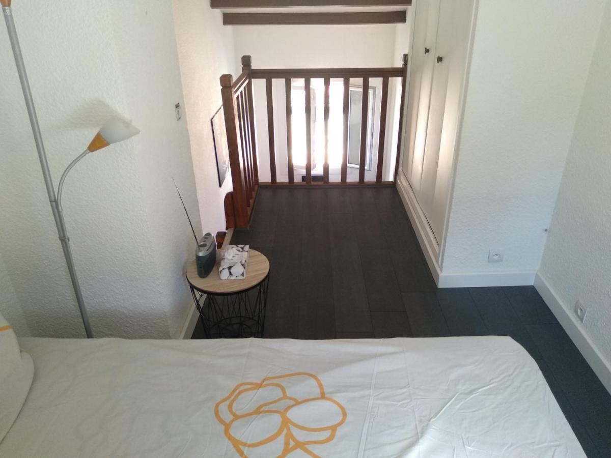 Duplex Vieux Port Appartement Complet 4 Couchages Climatise Entire Apartment 2 Beds For 4 Persons Marseille Exterior photo