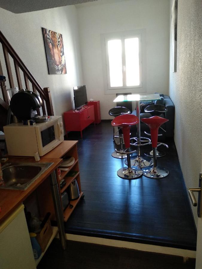 Duplex Vieux Port Appartement Complet 4 Couchages Climatise Entire Apartment 2 Beds For 4 Persons Marseille Exterior photo